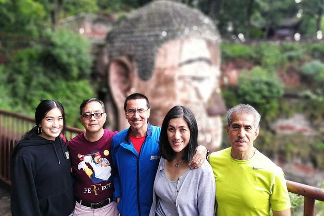Mt Emei and Giant Buddha 2 Days Tour - What the $383.59 price includes
