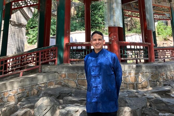 Mutianyu Great Wall and Summer Palace Private Day Trip with Lunch - What the Great Wall visit feels like