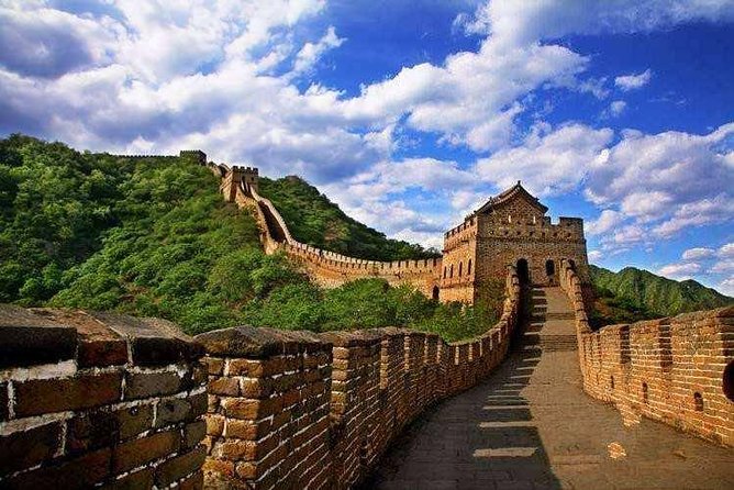 Mutianyu Great Wall Private Day Tour With English-Speaking Driver - The ride from Beijing to the mountain