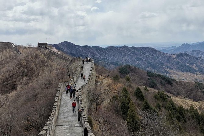 Mutianyu Great Wall Private Trip VIP Fast Track from PEK Airport - Watchtowers 6 to 8 and the Best Views