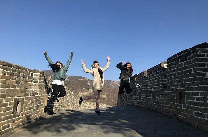 Mutianyu Great Wall & Summer Palace Private Layover Guided Tour - What the day does particularly well