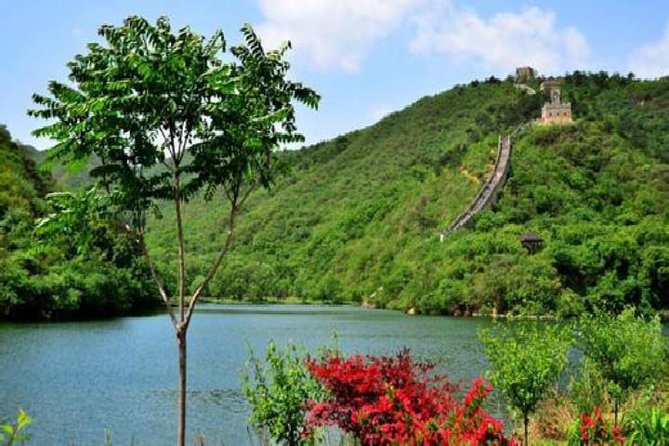 Mutianyu&Huanghuacheng Water Great Wall: Guided Tour or Transfer - The 90-minute ride to Mutianyu