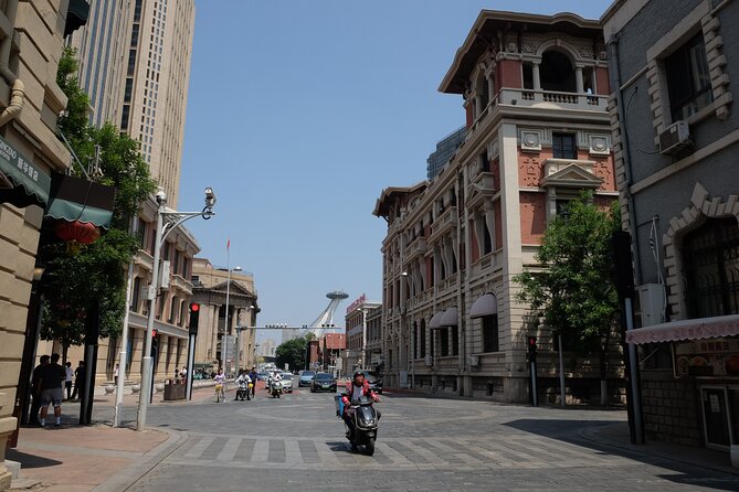 One day tour to downtown Tianjin from Beijing by high speed train - Five Great Avenues and Xiaobailou
