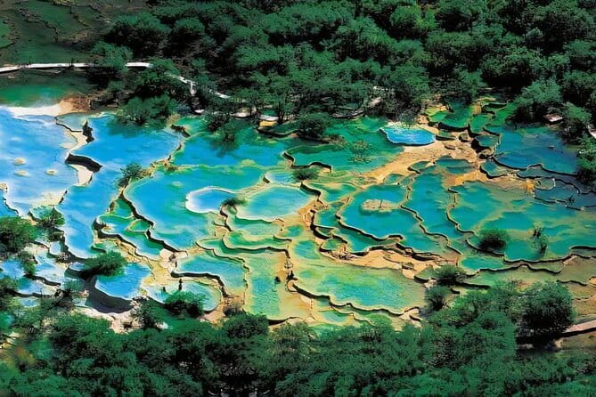 Private 2-Day Jiuzhaigou & Huanglong Tour by Train from Chengdu - Day two: Jiuzhaigou’s lakes and waterfalls
