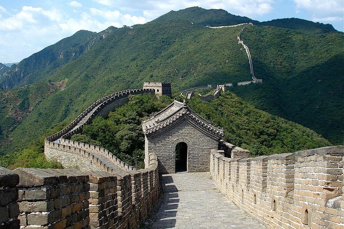 Private All-Inclusive Day Trip to Great Wall, Tian'anmen Square and Forbidden City - A traditional Chinese lunch between major sights