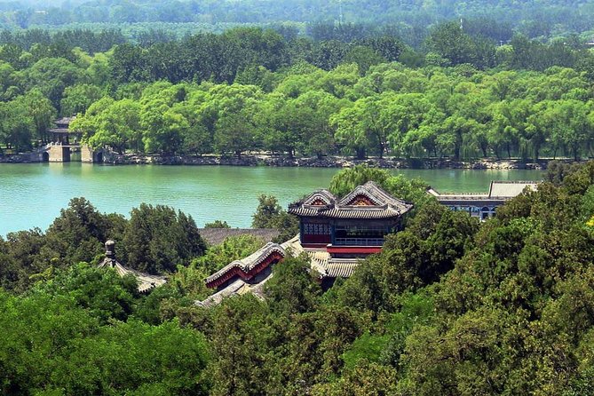 Private Beijing Day Tour : Summer Palace And Temple of Heaven - The value of an English-speaking private guide