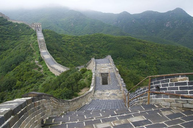 Private Beijing Day Trip Including Forbidden City And Mutianyu Great Wall - What the guide adds to a full Beijing day