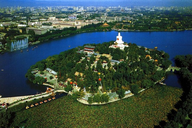 Private Beijing Jingshan Hill, Beihai, and Hutongs with Imperial Lunch/Dinner - Why Jingshan Hill is the right place to begin