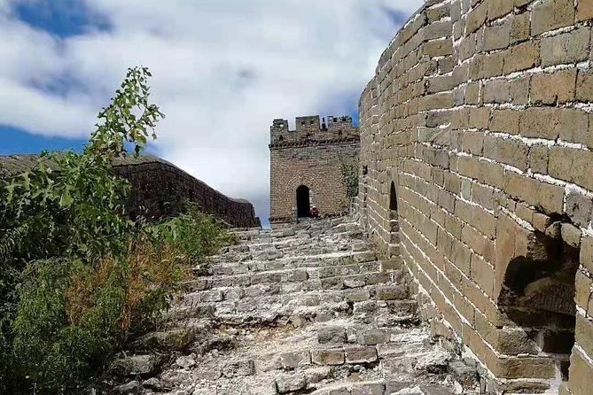 Private Beijing Layover Tour: PEK Airport to Mutianyu Great Wall - The 1.5-hour ride to the Great Wall