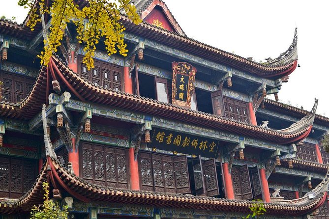 Private Chengdu Highlights Day Trip: Panda Base and City from Chongqing by Train - People’s Park and Chengdu’s everyday rhythm