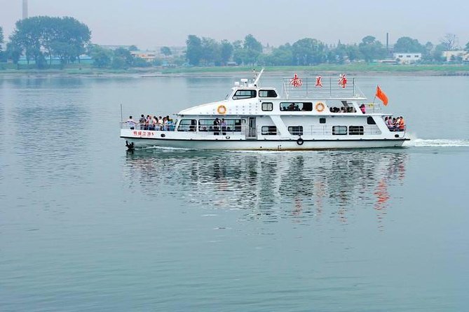 Private Dandong City Day Tour:Hushan Great Wall,Yalu River Broken Bridge,Border - Lunch and a taste of Andong food market
