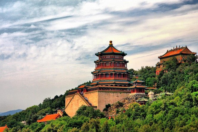 Private Day Tour: Summer Palace and Old Summer Palace in Beijing - Climbing toward the Tower of Buddhist Incense