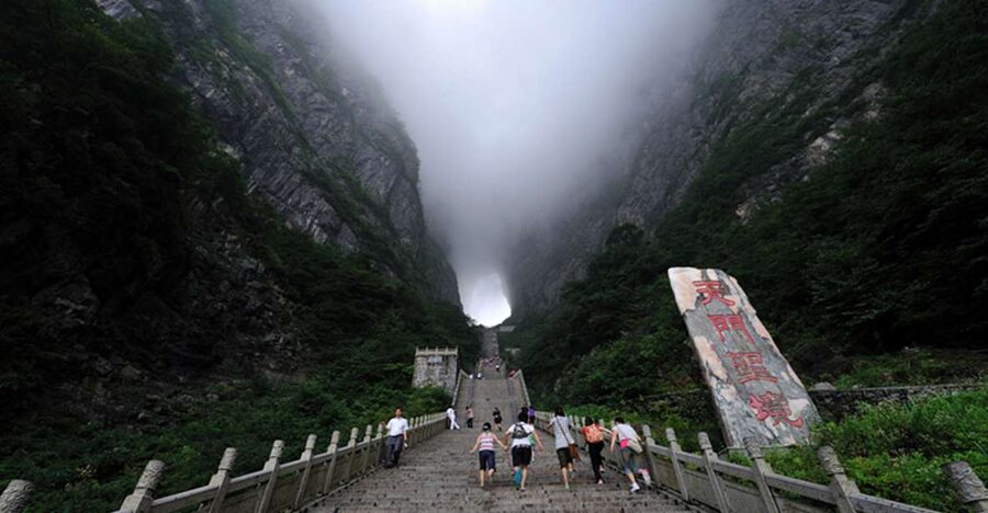 Private Day Tour to Tianmen mountain & Sky walk&Glass Bridge - The 30-minute cable-car ride to Tianmen Mountain