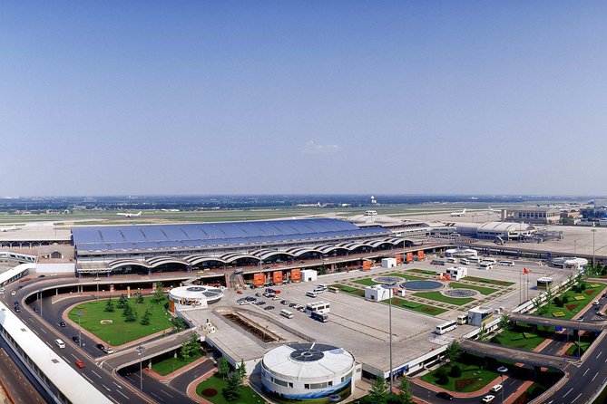 Private Departure Transfer: Hotel to Beijing Airport (PEK or PKX) - What happens in the hotel lobby