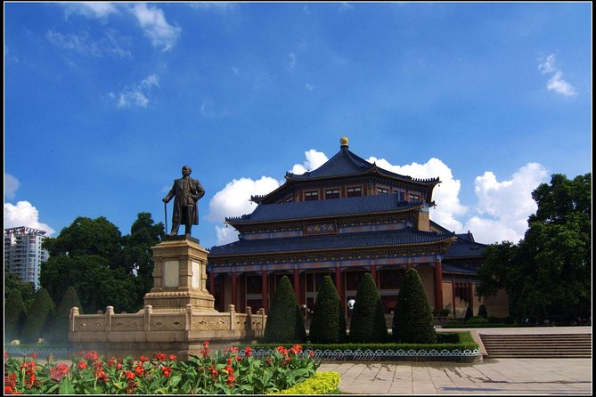 Private flexible Guangzhou City Sightseeing Tour with Dim-Sum Tasting - Shamian Island’s colonial streets