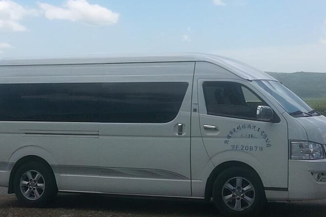 Private Full Day Transfer Service to Harbin Top Winter Attractions - Lunch at your own expense around midday