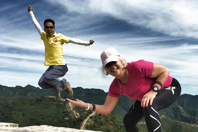 Private Great Wall Hiking Tour: Across The Border of 3 China Provinces - The 8 a.m. departure and the road into the mountains