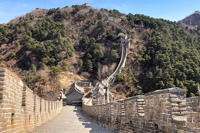Private Great Wall Tour from Tianjin Cruise Port - A private guide changes the day