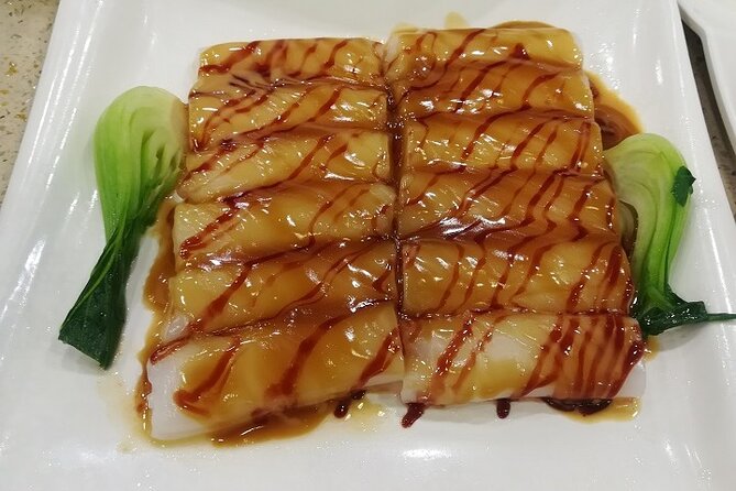 Private Guangzhou Food Tour Michelin Restaurant&Local Food Market - Chen Clan Ancestral Hall adds the history