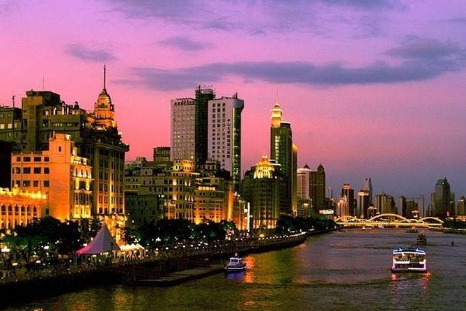 Private Guangzhou Night Tour VIP Cruise and Dim-Sum Dinner Option - Who will get the most from this evening