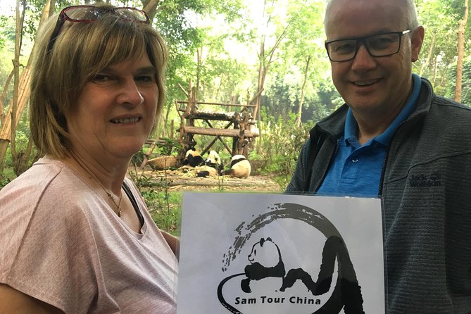 Private Half-Day Chengdu Panda Breeding Center Tour with Optional Volunteer - Why a private guide can make a real difference
