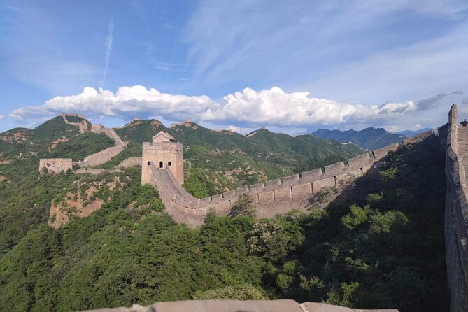 Private Jinshanling Great Wall Hiking Tour - Why Jinshanling is the right wall section
