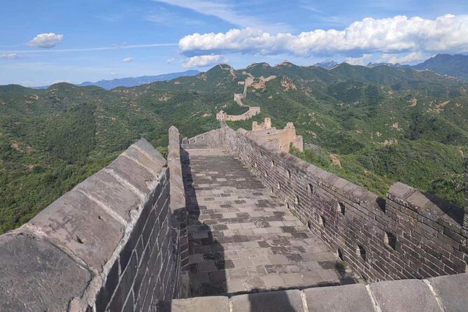 Private Jinshanling Great Wall Hiking Tour - From Zhuanduokou Pass to the General Tower