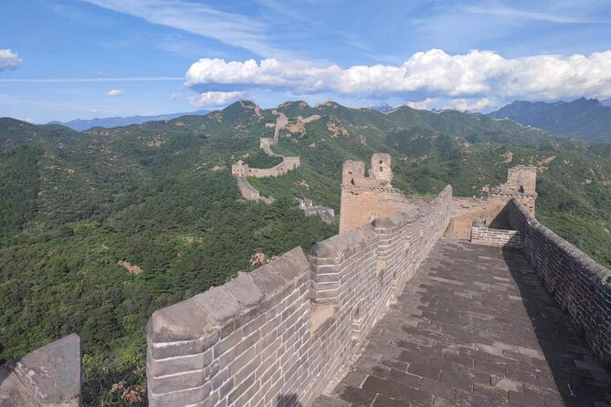 Private Jinshanling Great Wall Hiking Tour - Shalingkou, Xiaojinshan, and Dajinshan Towers