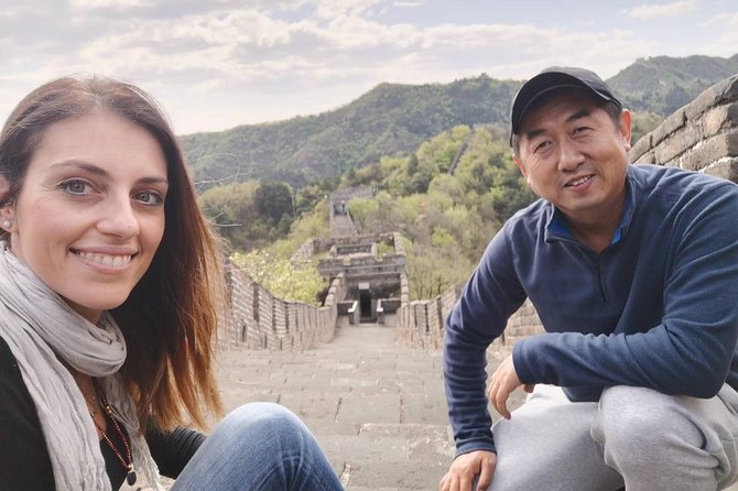Private layover tour to the Great Wall at Mutianyu - Meeting Harry at Capital International Airport