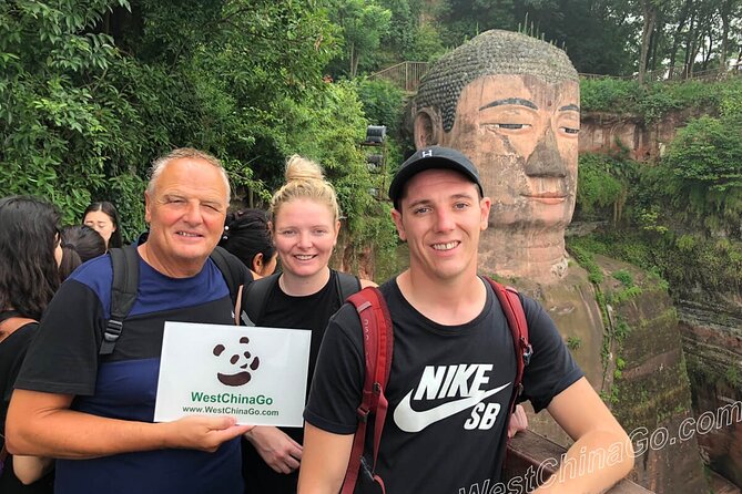 Private Leshan Giant Buddha and Local Food Tasting Trip - Starting in Chengdu with the high-speed train