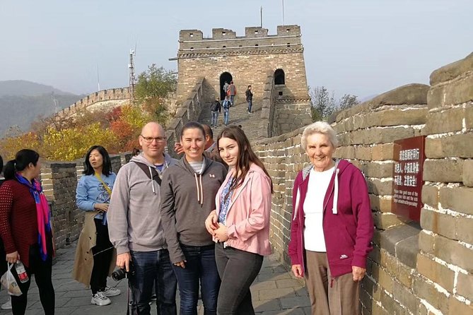 Private Mutianyu Great Wall Day Tour include Chairlift & Toboggan - Lunch and the one detail you should confirm