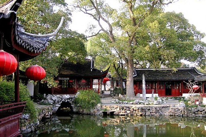 Private Shanghai Airport Layover Tour with Flexible Highlights - Guides make the difference