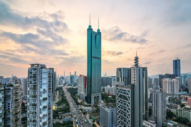 Private Shenzhen Day Trip from Guangzhou by Roundway Bullet Train - Diwang Plaza and the Hong Kong view