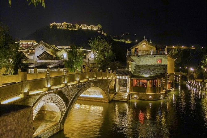 Private Simatai Great Wall and Gubei Water Town Night Tour from Beijing - The climb to Simatai after sunset