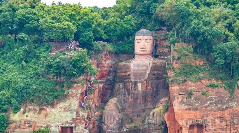 Private Tour: Discovering Pandas & the Majestic Giant Buddha - Should you book this panda and Buddha tour?