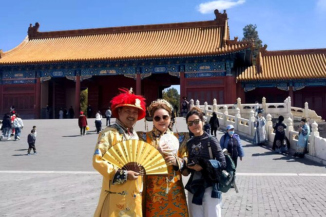 Private Tour: Forbidden City & Tiananmen Square + Entry - Meeting at Qianmen by the railway museum