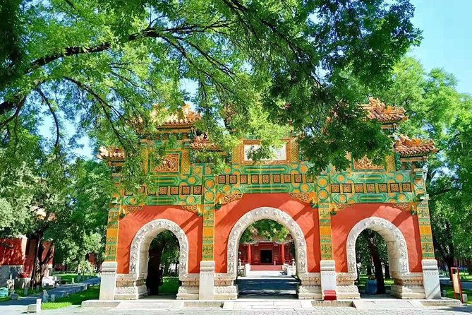 Private Tour: Temple of Heaven with Roast Duck and Acrobatic show - Timing, transport, and practical planning