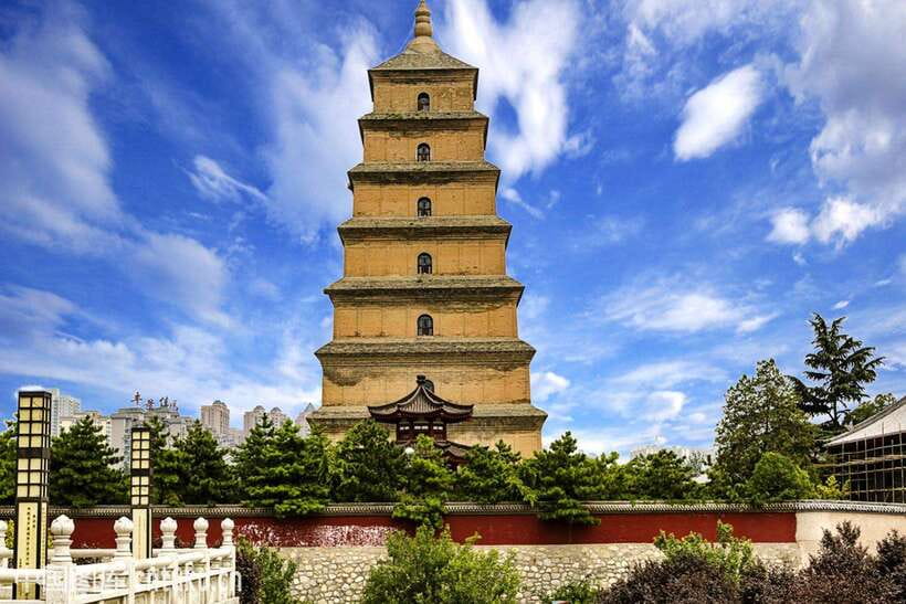 Private Tour: Xi'an’s Must-See 3 UNESCO Sites in One Day - What the guide adds to the day