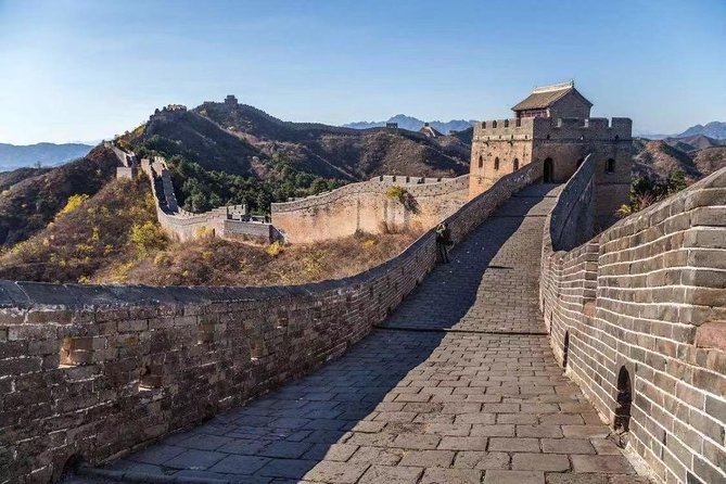 Private Transfer Service to Juyongguan or Badaling Great Wall - Juyongguan: a closer and more rugged alternative