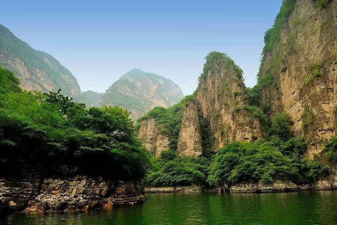 Private Transfer to Longqing Gorge and Guyaju Caves Excursion by English Driver - Two unusual sights beyond Beijing’s city center