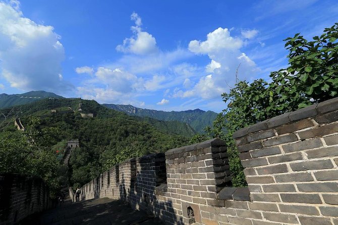 Private Transfer to Mutianyu Great Wall with professional driver - Meeting your driver in Beijing