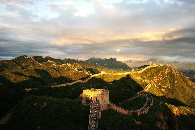 Private Trekking Tour from Gubeikou to Jinshanling Greatwall - Gubeikou begins with rough walls and open walking