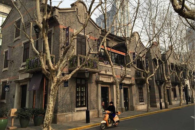 Private Walking Tour in the Former French Concession - Cathay Mansion and the city’s Art Deco character