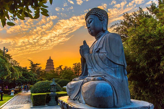 Private Xian Day Tour: Terracotta Warriors, Big Wild Goose Pagoda - Why the Terracotta Warriors deserve the first half of your day