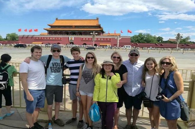 Quality Coach Day Tour to Tiananmen Square and Forbidden City plus Badaling Great Wall - Badaling Great Wall for two hours