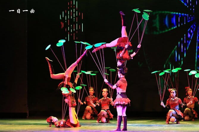 Red Theater Beijing Acrobatic Show Tickets Discount - Who will enjoy this show most