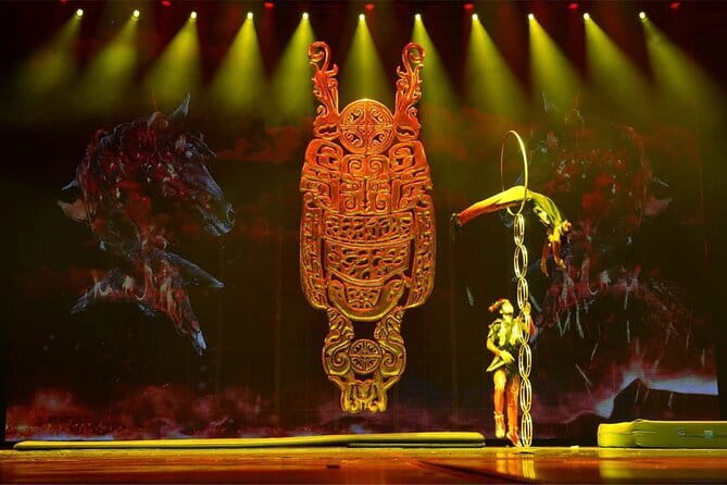 Red Theater Beijing Acrobatic Show Tickets Discount - The Red Theatre setting on Xingfu Street