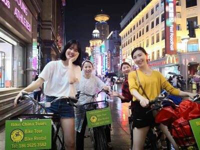 4-Hour Nightlife Adventure & Tasting Bike Tour