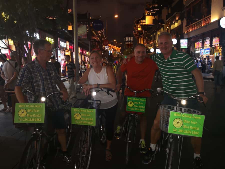 Shanghai: 4-Hour Nightlife Adventure & Tasting Bike Tour - Guides, group feel, and useful personal touches