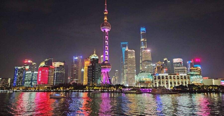 Shanghai: 8-Hour Private City Tour - Pudong and Shanghai Tower